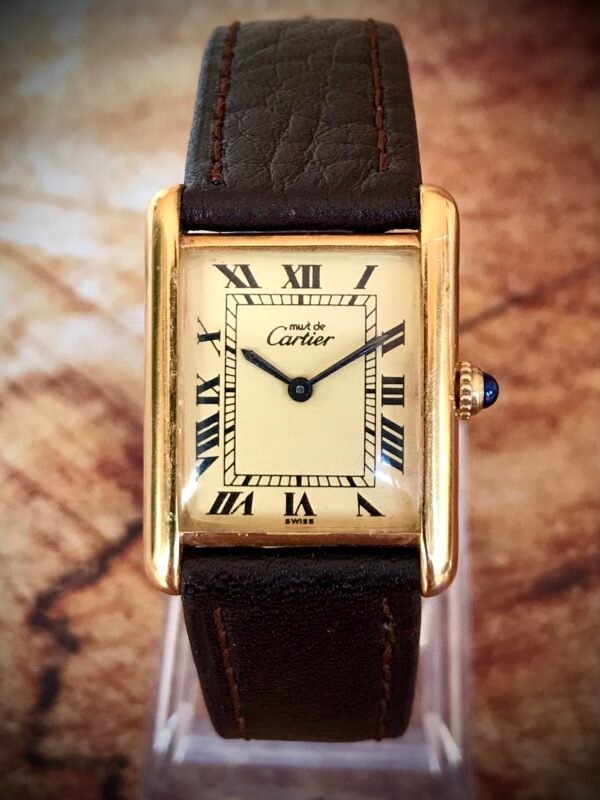 Reloj Cartier, Cartier Must, Cartier Tank, Temppus, relojes antiguos, relojes vintage, relojes de colección, relojes clásicos, relojes mecánicos, relojería vintage, relojes de lujo, restauración de relojes, relojes automáticos, relojes de bolsillo, relojes antiguos restaurados, relojes antiguos de lujo, relojería artesanal, relojes de época, relojes suizos antiguos, relojes de pulsera vintage, relojes históricos, relojes de segunda mano, relojes raros.