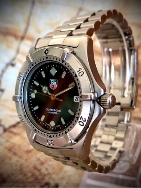 TAG HEUER PROFESSIONAL, DIVER 200 mt, CUERDA MANUAL - TEMPPUS: