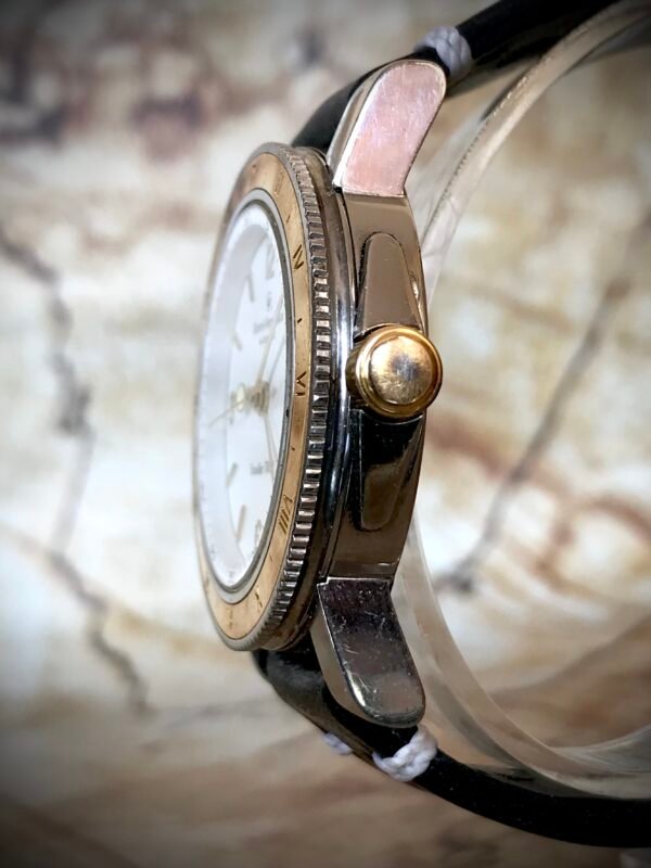 GIRARD PERREGAUX GMT TRAVELER 7000, BISEL ORO - TEMPPUS: