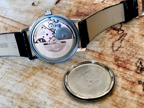 OMEGA GENEVE DAY/DATE AUTOMÁTICO, AÑOS 70 - TEMPPUS: