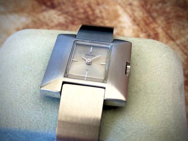 SEIKO "LADY", VINTAGE AÑO 1973, CUERDA MANUAL - TEMPPUS: