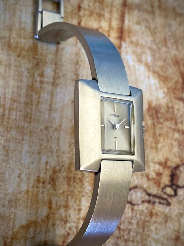 SEIKO "LADY", VINTAGE AÑO 1973, CUERDA MANUAL - TEMPPUS: