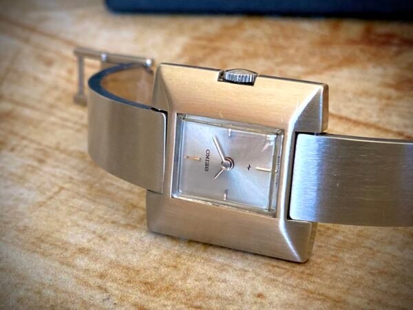 SEIKO "LADY", VINTAGE AÑO 1973, CUERDA MANUAL - TEMPPUS: