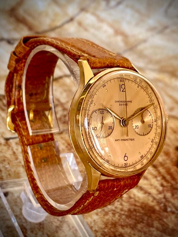 CHRONOGRAPHE SUISSE ORO 18K, LANDERON, AÑOS 40 - TEMPPUS: