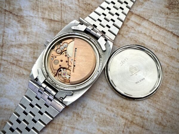 OMEGA GENEVE DAY/DATE AUTOMÁTICO, AÑO 1975 - TEMPPUS: