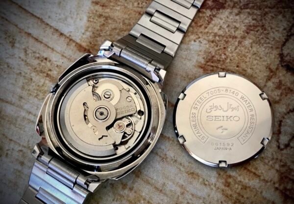 ¡RAREZA! SEIKO 7005-8140 EJÉRCITO IRANÍ, (New Old Stock) - TEMPPUS: