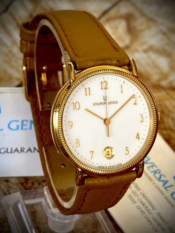 UNIVERSAL GENEVE CALENDAR EXTRAPLANO, CUARZO - TEMPPUS: