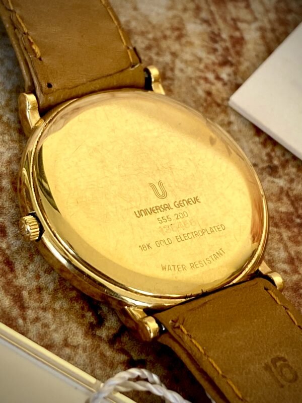 UNIVERSAL GENEVE CALENDAR EXTRAPLANO, CUARZO - TEMPPUS: