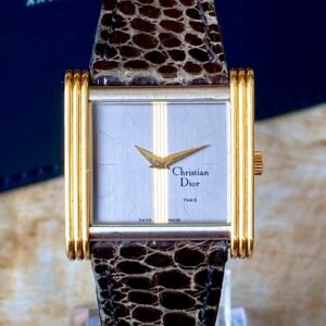 CHRISTIAN DIOR ORO 18 QUILATES, CUERDA MANUAL