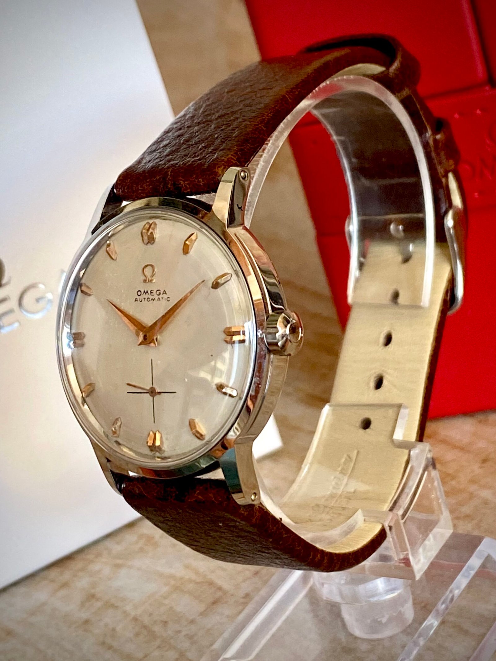 OMEGA PRE-GENEVE AUTOMÁTICO SISTEMA BÚMPER, 1952 - TEMPPUS: