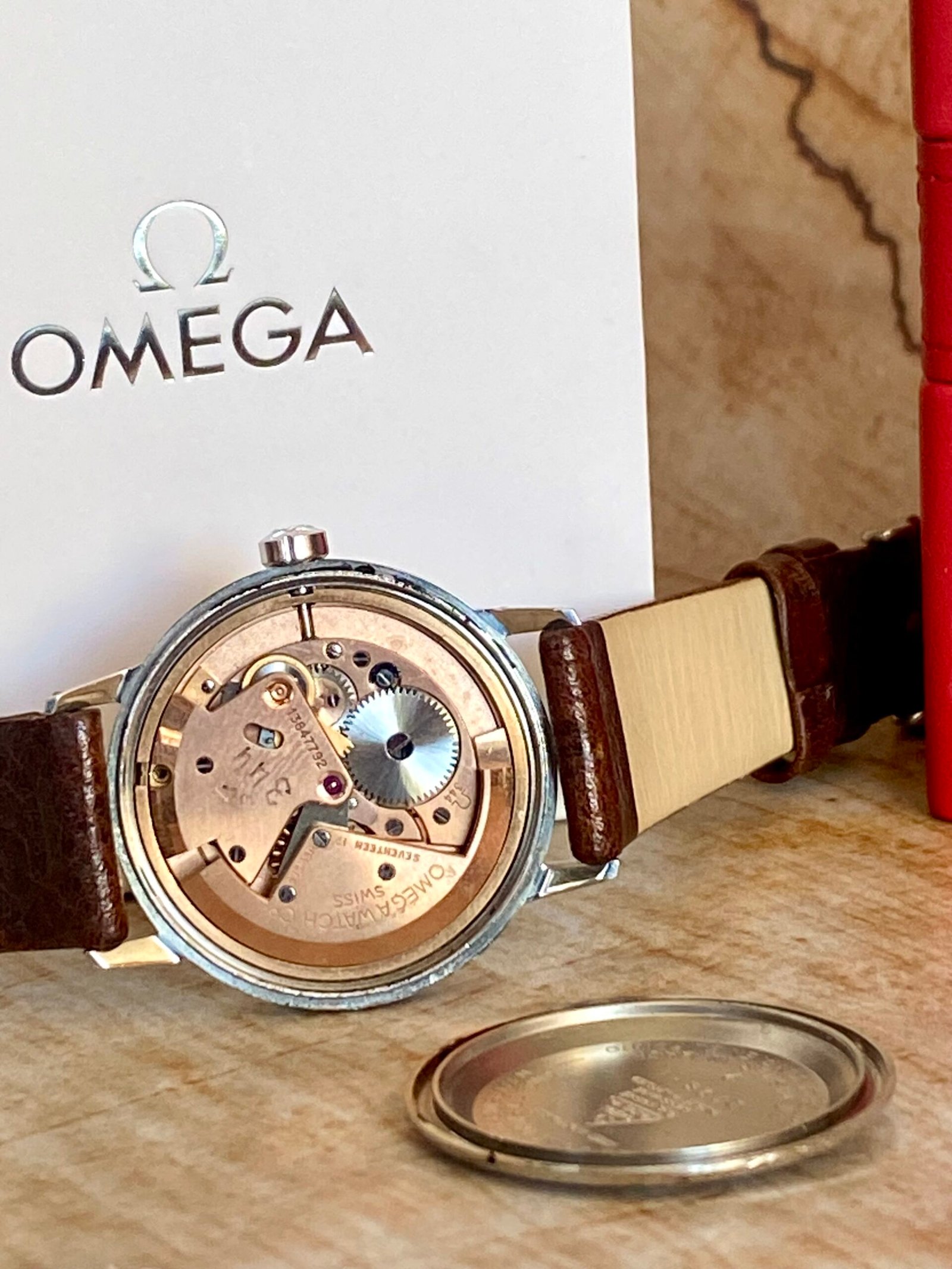 OMEGA PRE-GENEVE AUTOMÁTICO SISTEMA BÚMPER, 1952 - TEMPPUS: