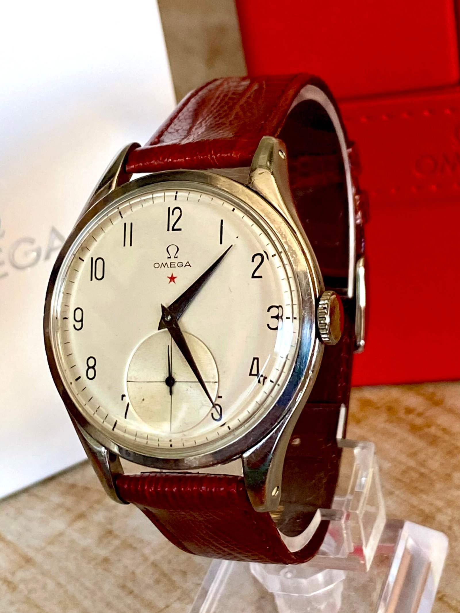 OMEGA PRE-GENEVE CAJA "JUMBO" AÑO 1950 - TEMPPUS: