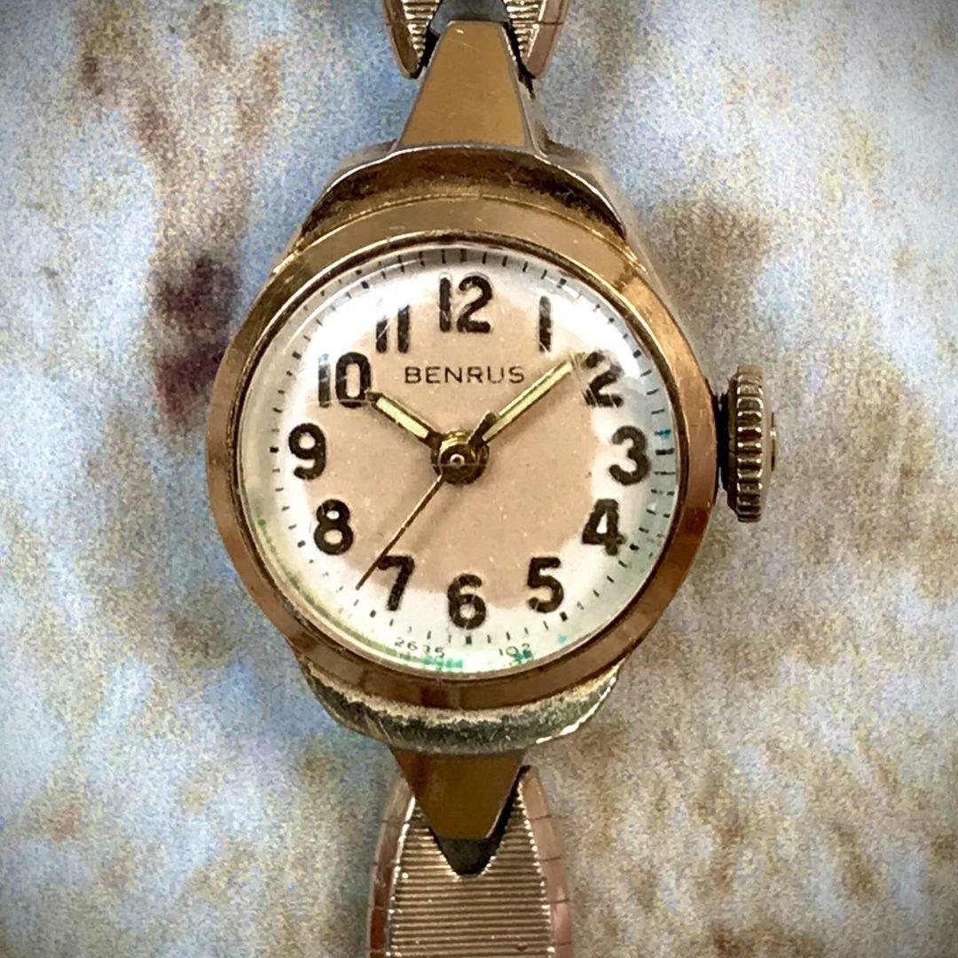 Reloj antiguo Benrus, Reloj de señora Benrus, Temppus, relojes antiguos, relojes vintage, relojes de colección, relojes clásicos, relojes mecánicos, relojería vintage, relojes de lujo, restauración de relojes, relojes automáticos, relojes de bolsillo, relojes antiguos restaurados, relojes antiguos de lujo, relojería artesanal, relojes de época, relojes suizos antiguos, relojes de pulsera vintage, relojes históricos, relojes de segunda mano, relojes raros.