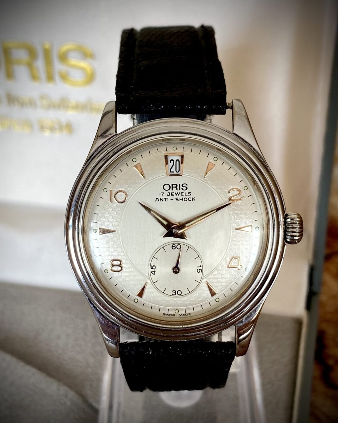 ORIS CLASICO ANTI-SHOCK, AÑOS 50, CUERDA MANUAL - TEMPPUS: